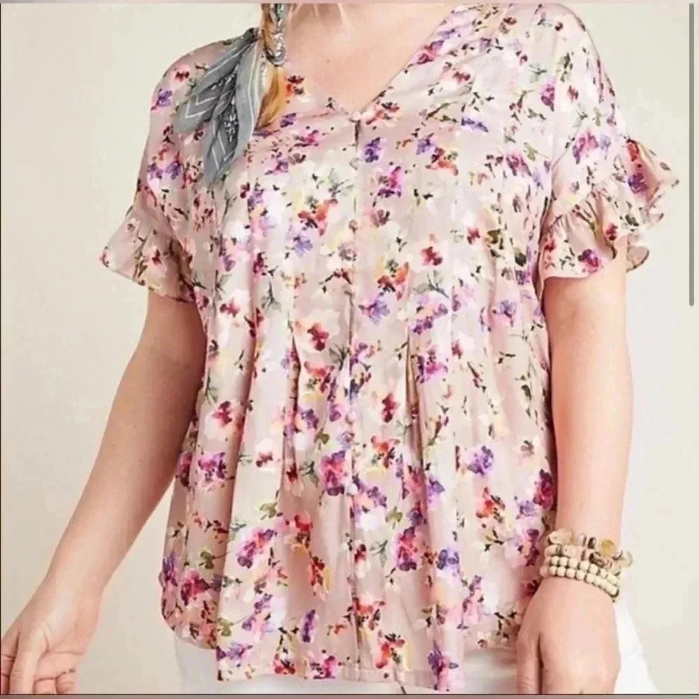 Anthropologie Dolan Blouse Floral Feminine Pink Flowers Ruffles Flowy Buttons